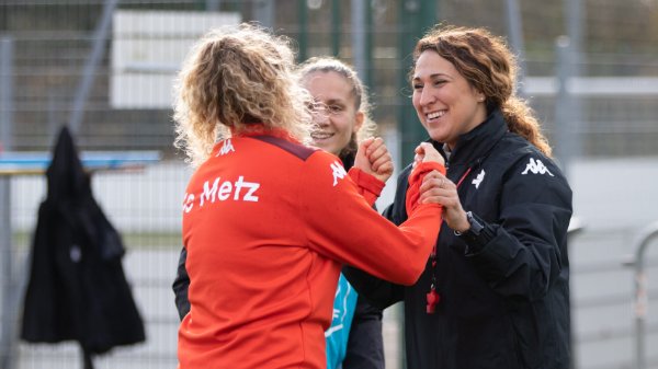 Clara-Petitjean-Jessica-Silva-entrainement-novembre-feminine-fcmetz-2021-JB1-edited.jpg