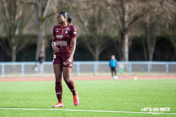 aliya-said-fcmetz-feminine-stade.jpg