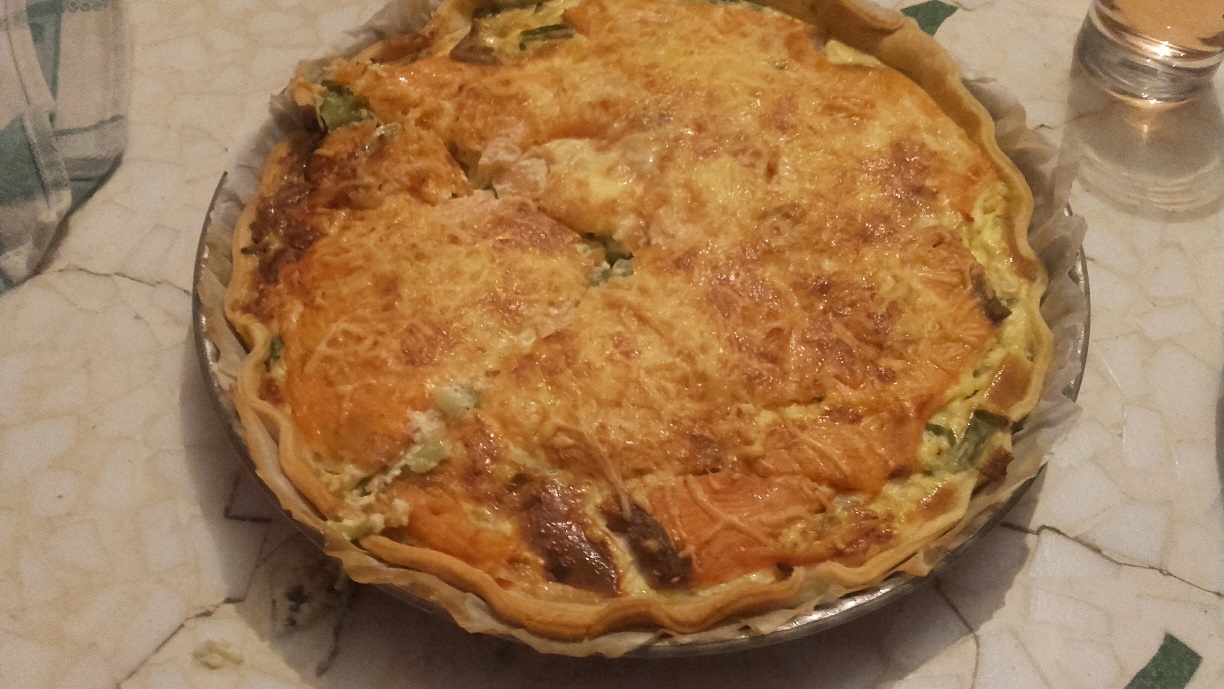 tarte aux poireaux et saumon fumé.jpg